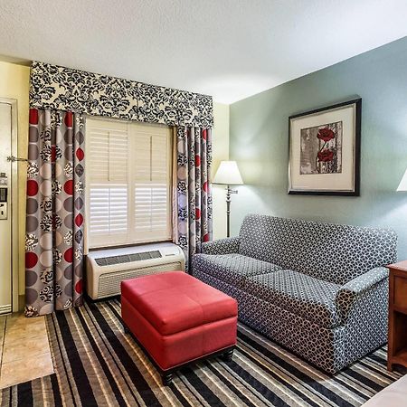Clarion Pointe Huntsville Research Park Bagian luar foto