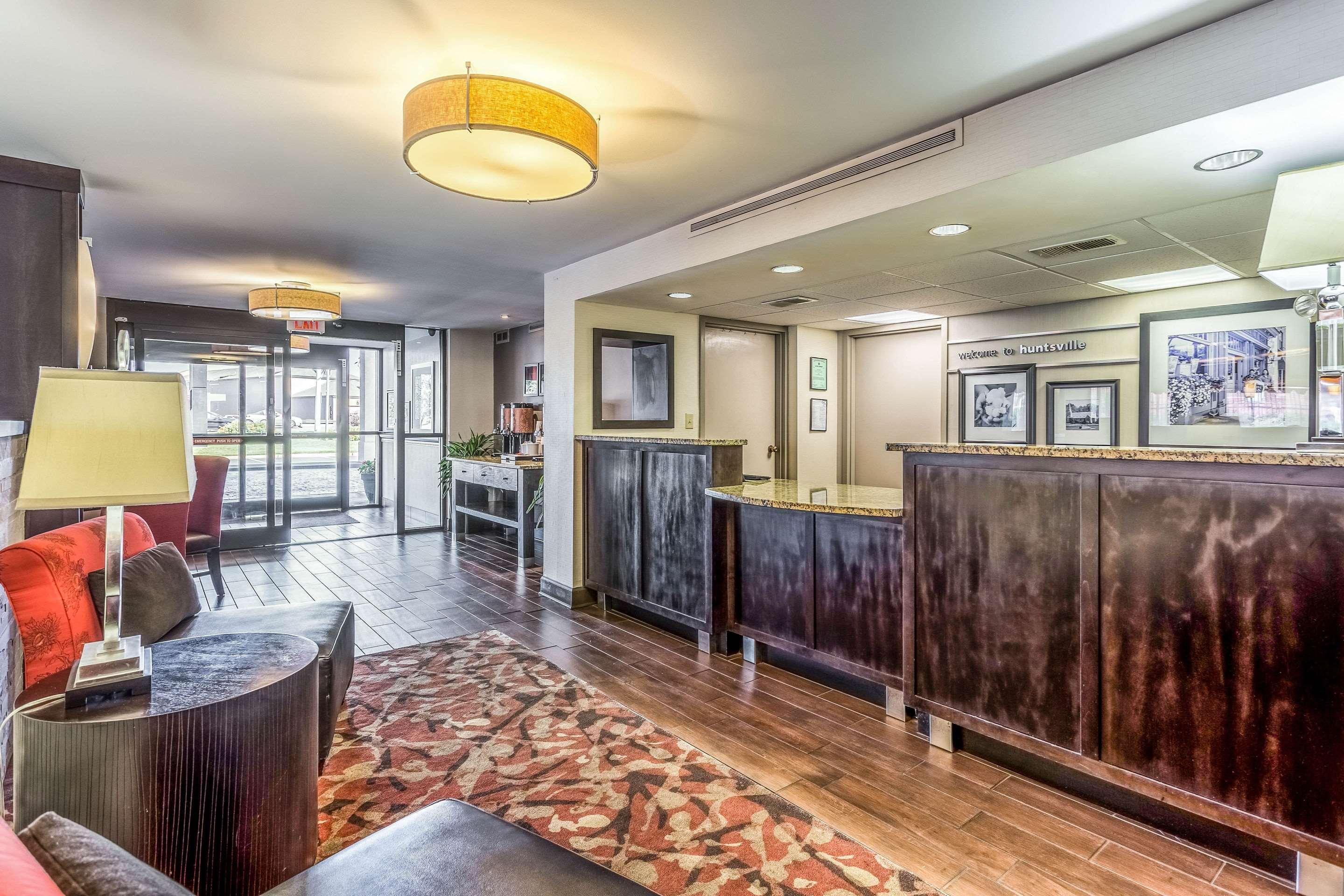 Clarion Pointe Huntsville Research Park Bagian luar foto
