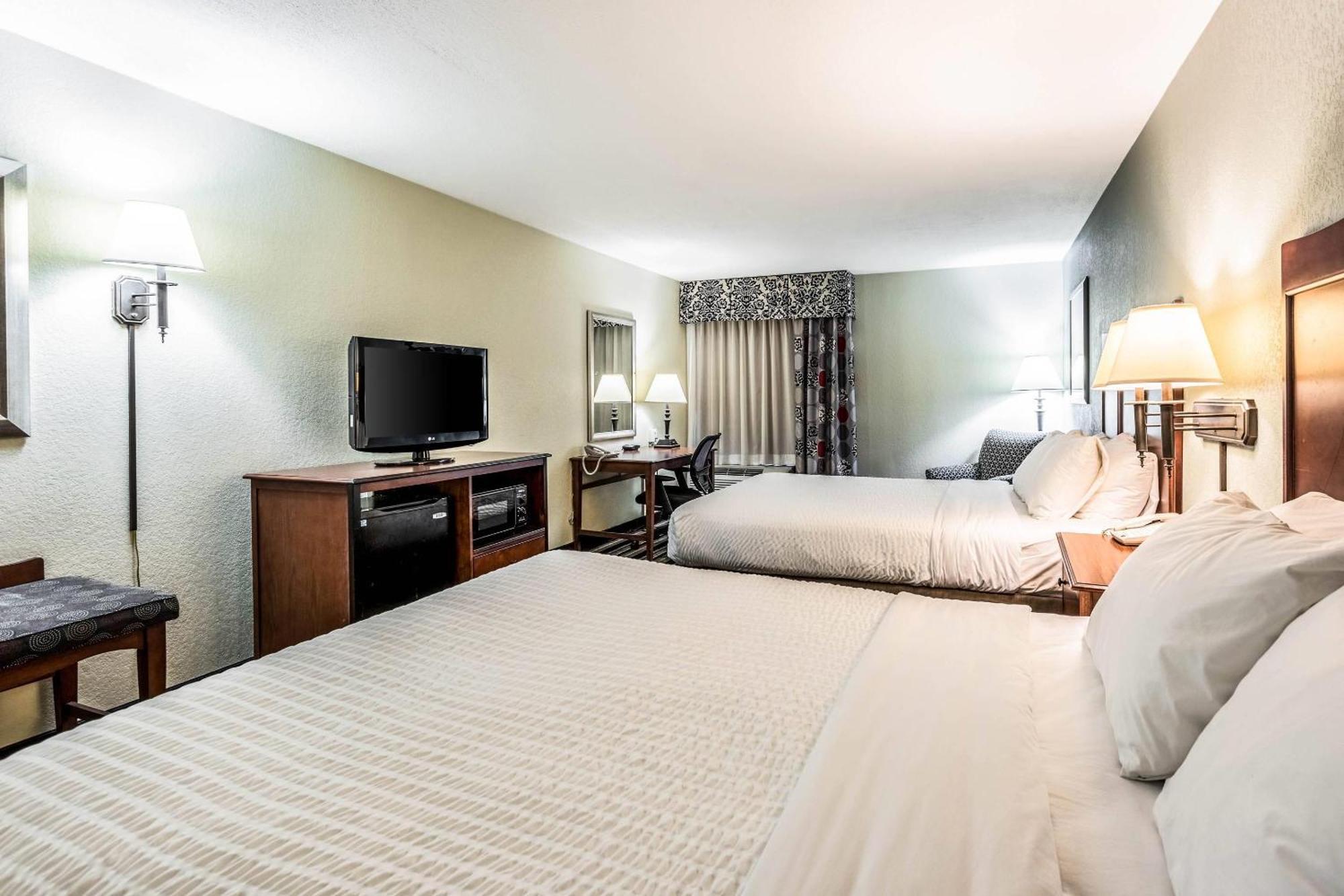 Clarion Pointe Huntsville Research Park Bagian luar foto