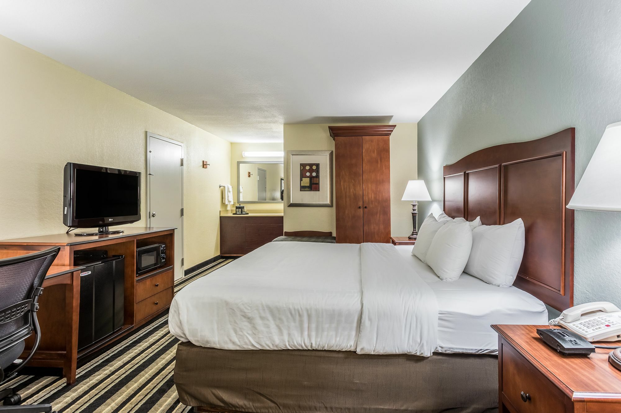 Clarion Pointe Huntsville Research Park Bagian luar foto